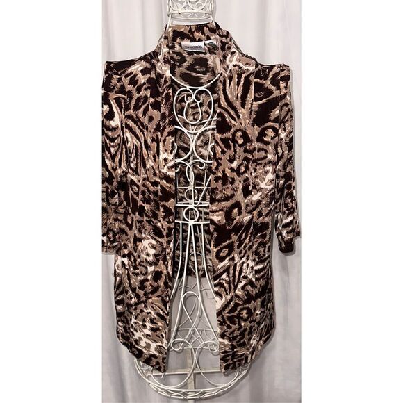 GREAT CONDITION WOMEN CHICO’S TRAVELER ANIMAL PRINT The Perfect Layer Cardigan O - Picture 1 of 6